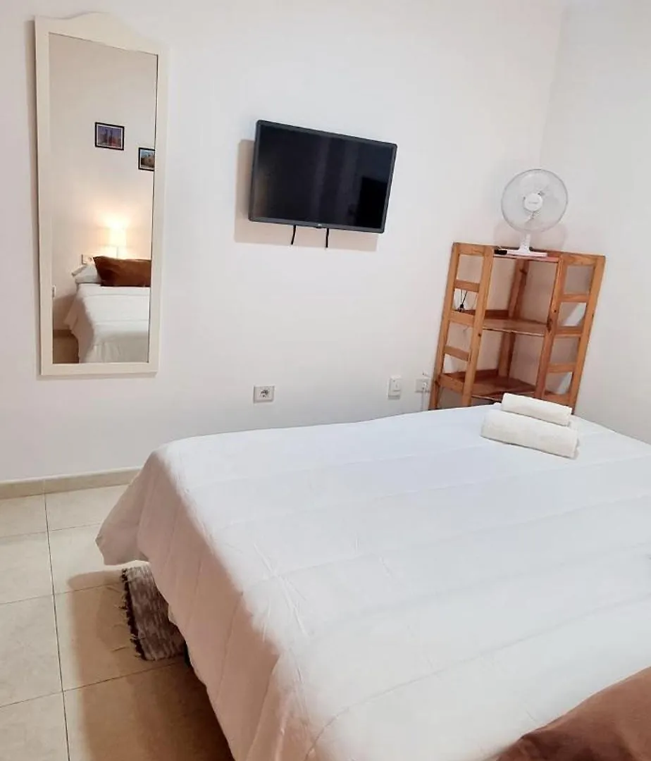 Almar We Go! Habitaciones Privadas En Alcala - Private Rooms - Pieces Privees - In Shared Apartment Alcala (Tenerife)